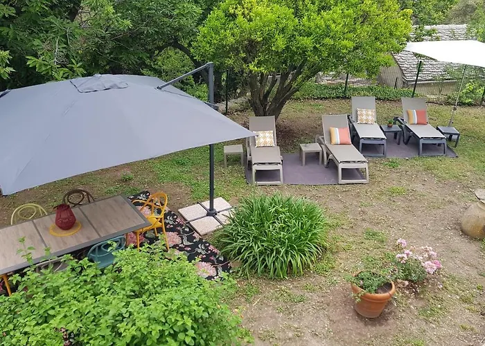 Aroma Green Villa